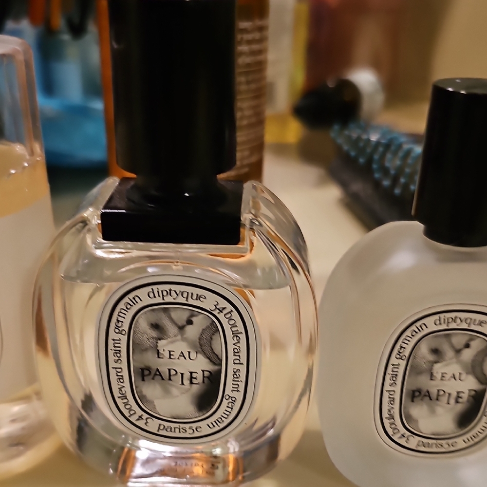 diptyque L'Eau Paiper Hair Mist, Perfume & Body Wash - Picture 8 of 8